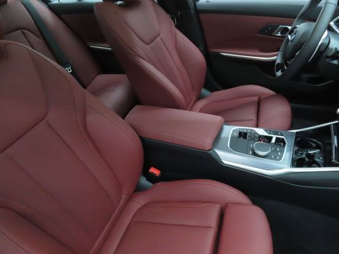 Used 2025 BMW 330i xDrive 330i xDrive image 26