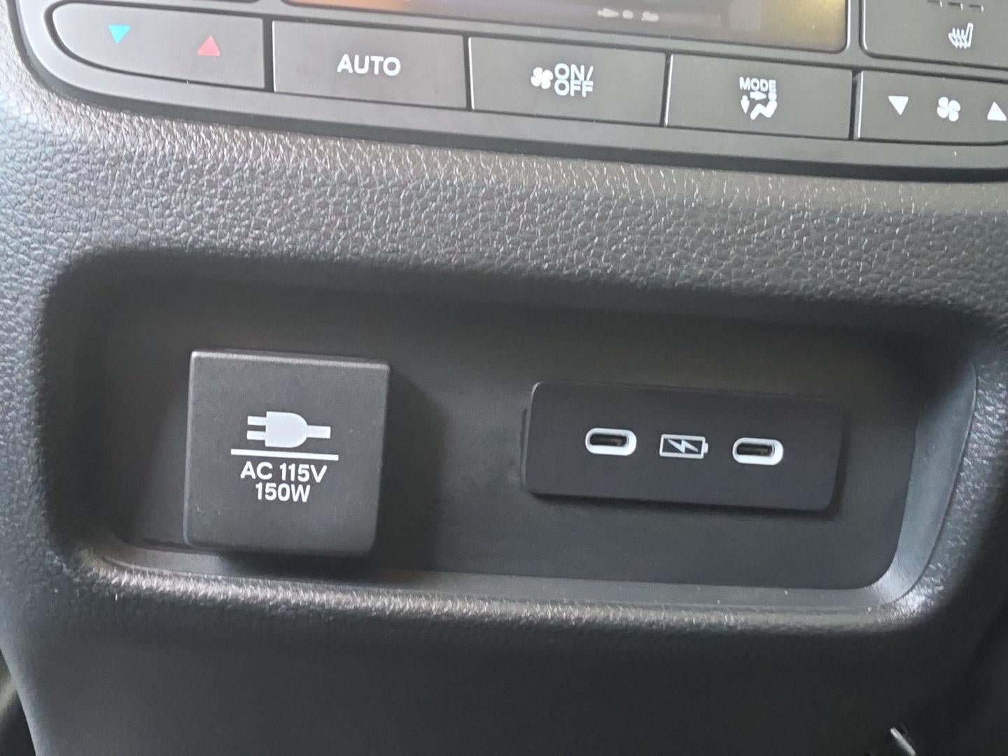 Used 2024 Honda Pilot Elite image 24