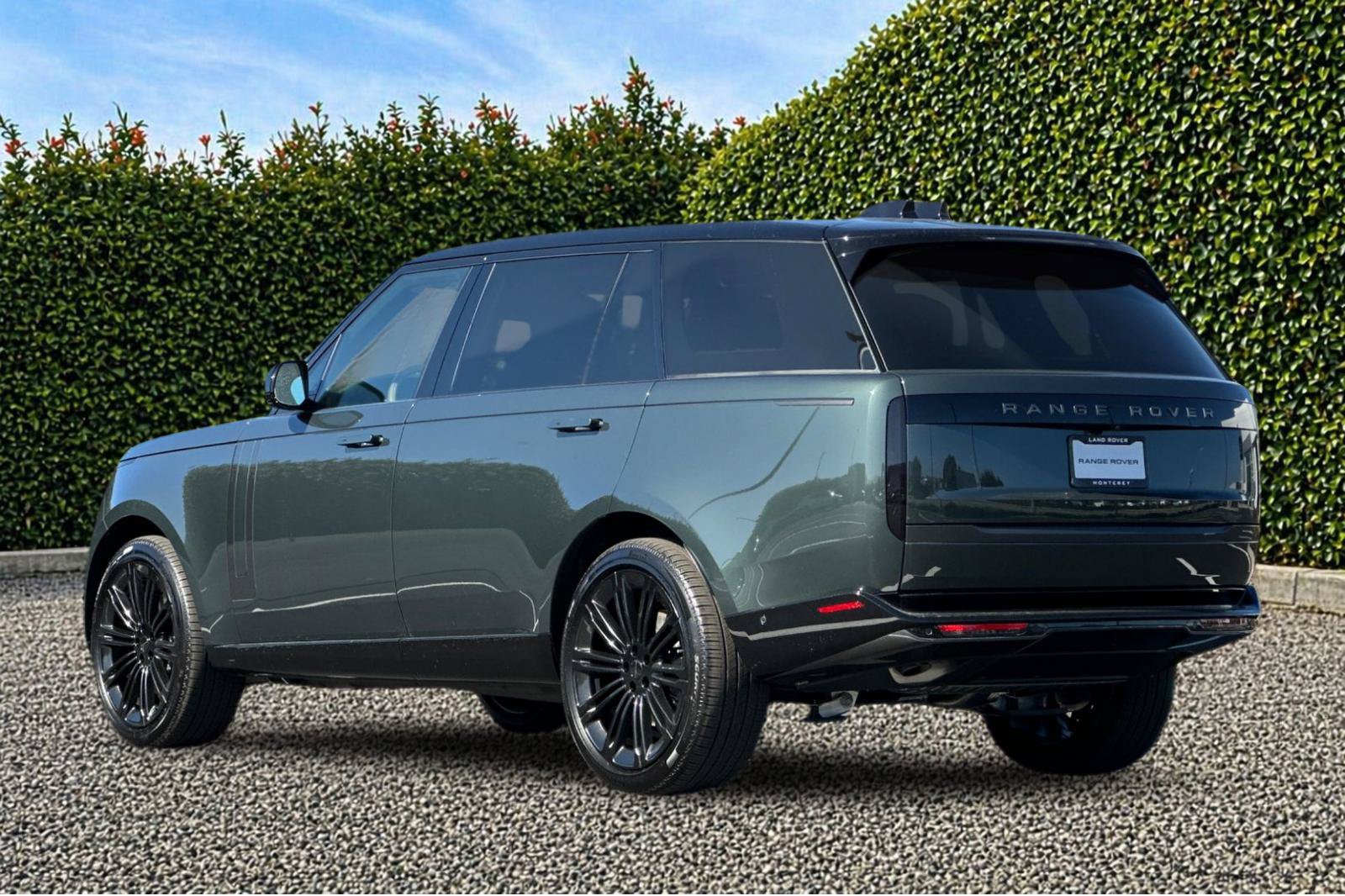 New 2026 Land Rover Range Rover Long Wheelbase SE AWD/4WD image 4