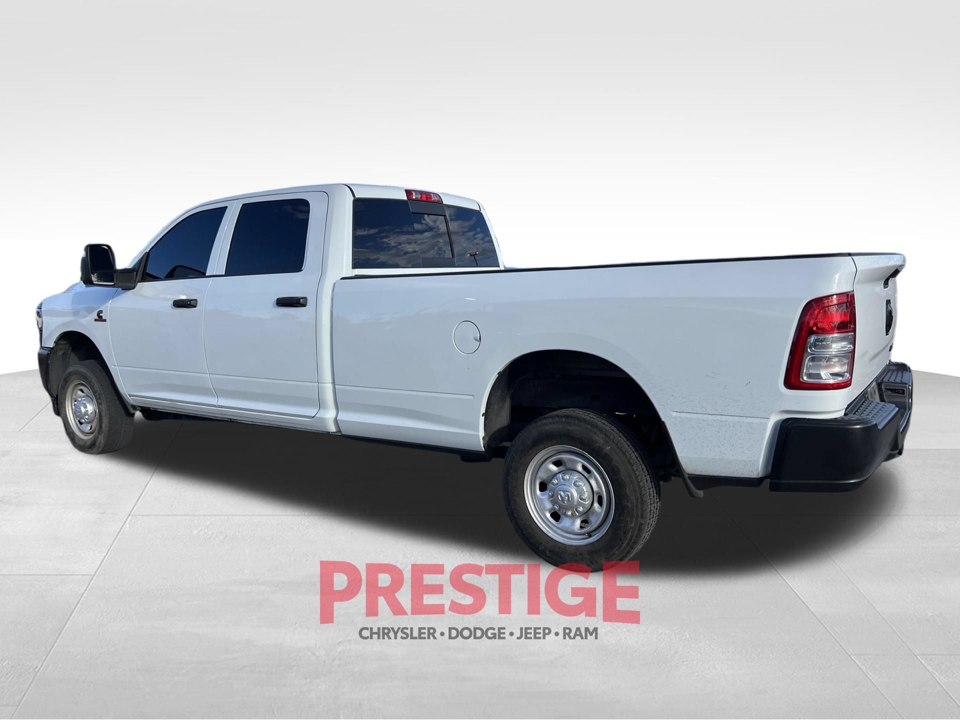 Used 2024 RAM 2500 Tradesman AWD/4WD image 13