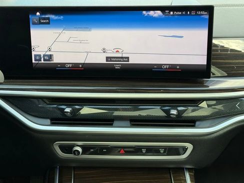 Used 2023 BMW X7 xDrive40i image 26