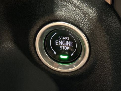 Used 2021 Chevrolet Silverado 3500 High Country image 45