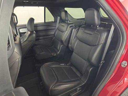 Used 2023 Ford Explorer ST w/ Equipment Group 401A AWD/4WD image 18
