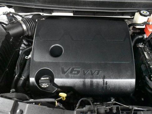 Used 2021 Chevrolet Traverse High Country image 10