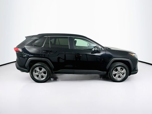 Used 2025 Toyota RAV4 XLE FWD image 10