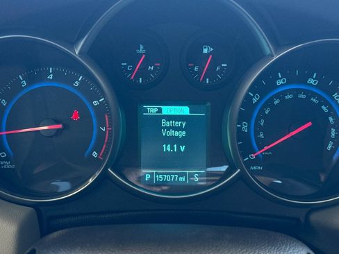 Used 2016 Chevrolet Cruze LS FWD image 21