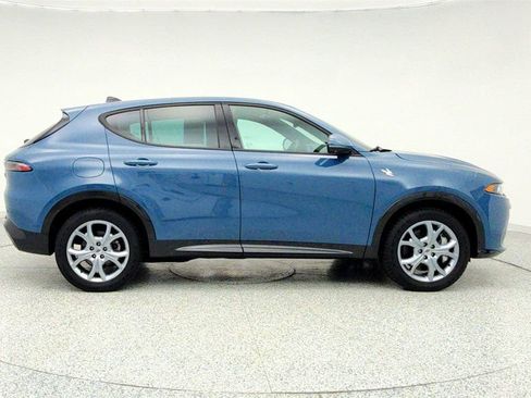 Used 2024 Dodge Hornet R/T Plus w/ Tech Pack Plus w/o Parking image 4