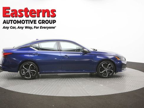 Used 2024 Nissan Altima 2.5 SR FWD image 43