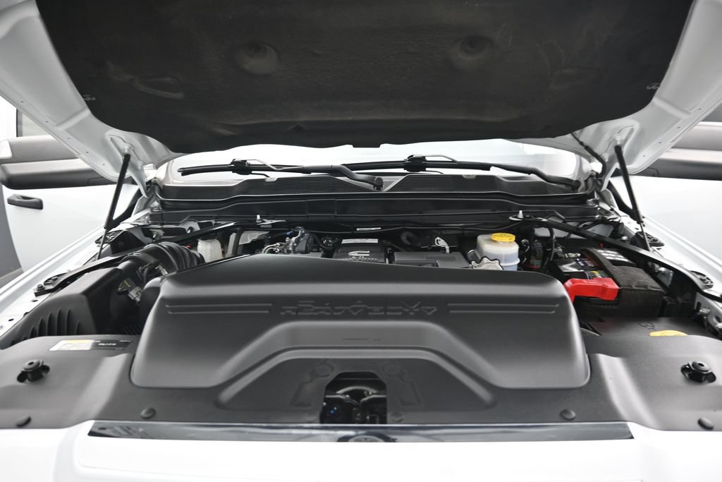Used 2022 RAM 3500 Tradesman w/ Chrome Appearance Group AWD/4WD image 36