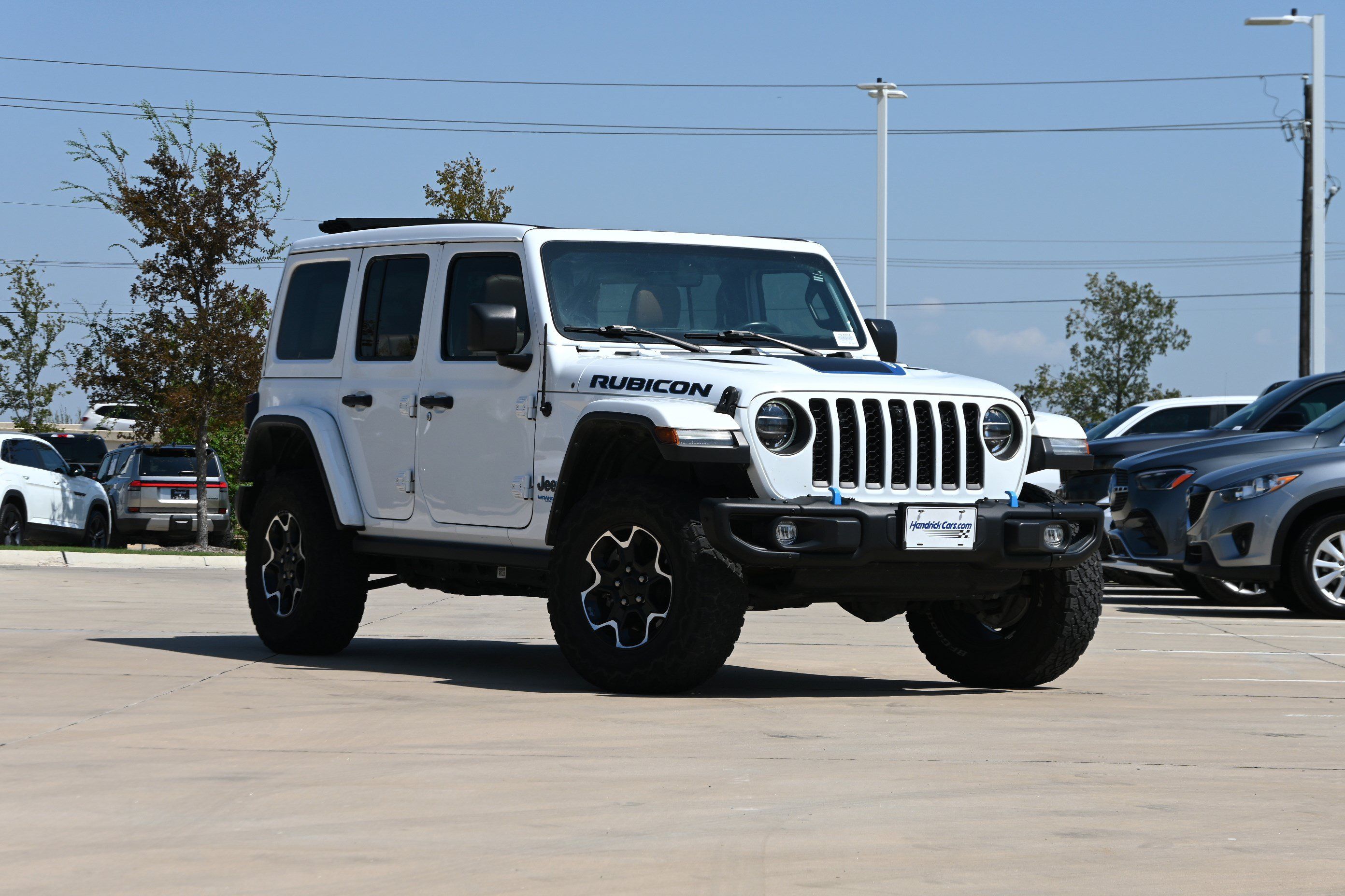 Used 2021 Jeep Wrangler Unlimited Rubicon 4xe w/ Steel Bumper Group AWD/4WD image 2