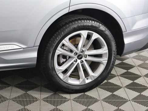 Used 2025 Audi Q7 Premium Plus image 51