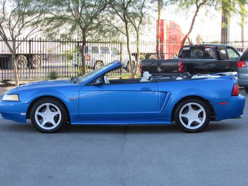 Used 2000 Ford Mustang GT RWD image 4