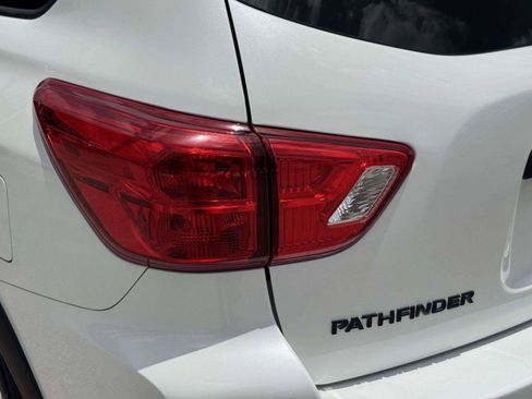 Used 2020 Nissan Pathfinder SV w/ Rock Creek Edition FWD image 15