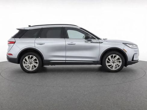 Used 2023 Lincoln Corsair AWD image 10