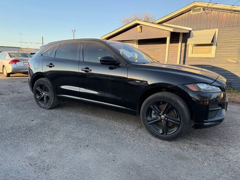 Used 2017 Jaguar F-PACE R-Sport image 27