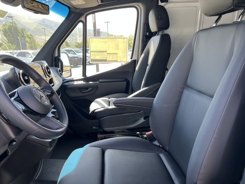 New 2026 Mercedes-Benz Sprinter 2500 image 15