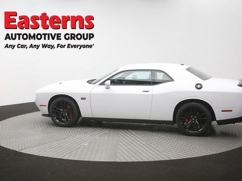 Used 2018 Dodge Challenger R/T w/ Blacktop Package RWD image 59