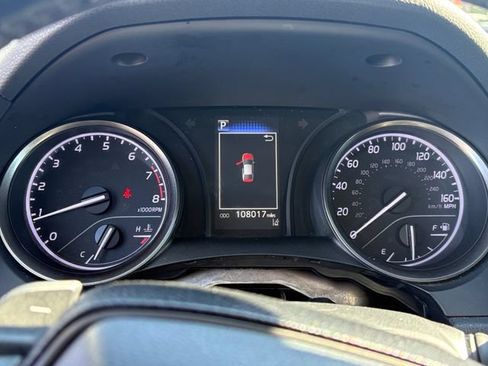 Certified 2022 Toyota Camry SE FWD image 16