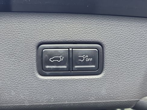 Used 2026 Kia Carnival SX Prestige FWD image 13