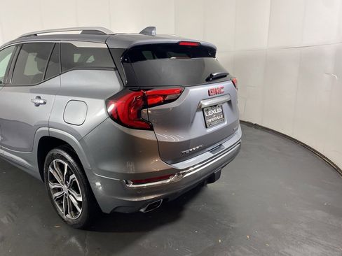 Used 2020 GMC Terrain Denali w/ Denali Premium Package image 9