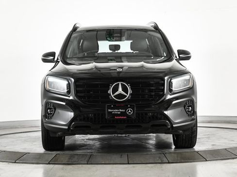 Certified 2026 Mercedes-Benz GLB 250 4MATIC image 2