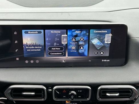 New 2026 Nissan Sentra SR w/ Floor Mat Package image 12