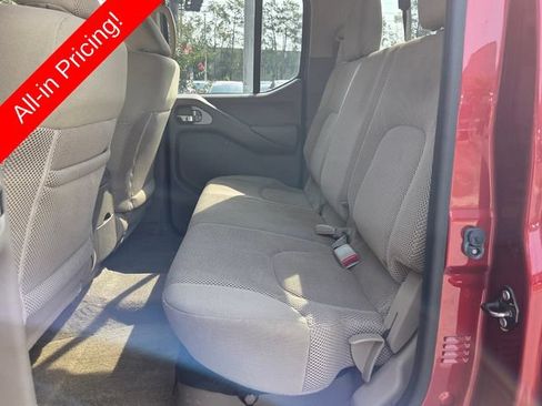 Used 2016 Nissan Frontier SV RWD image 10