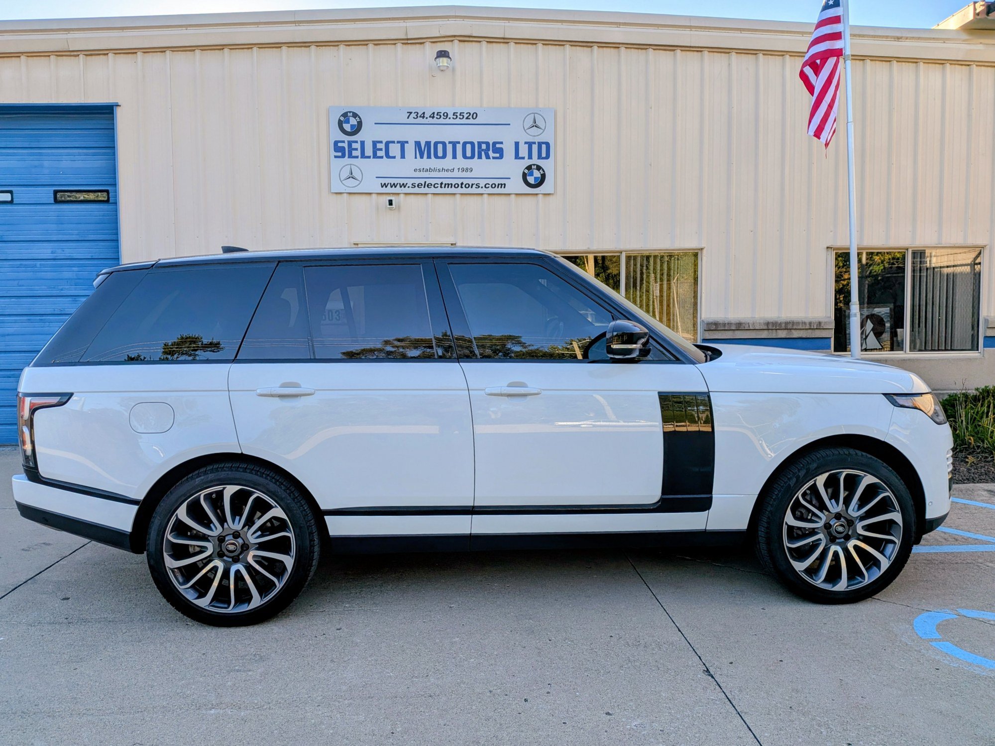 Used 2018 Land Rover Range Rover HSE AWD/4WD image 14