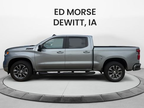 Used 2023 Chevrolet Silverado 1500 RST AWD/4WD image 2