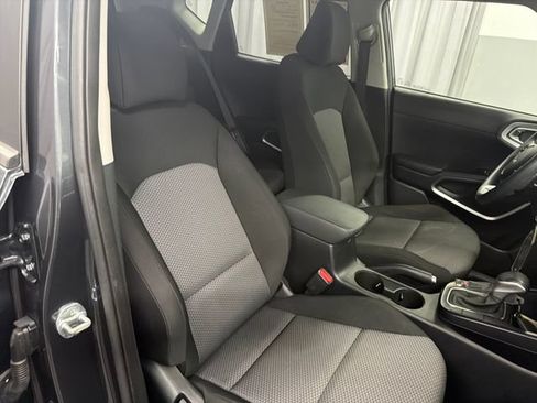 Certified 2022 Kia Soul LX w/ Technology Package FWD image 16