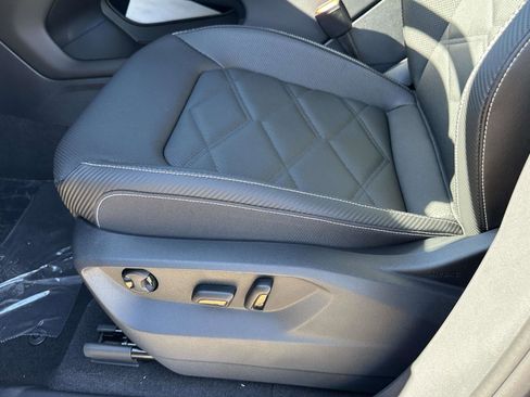 New 2026 Volkswagen Atlas Cross Sport SE image 17