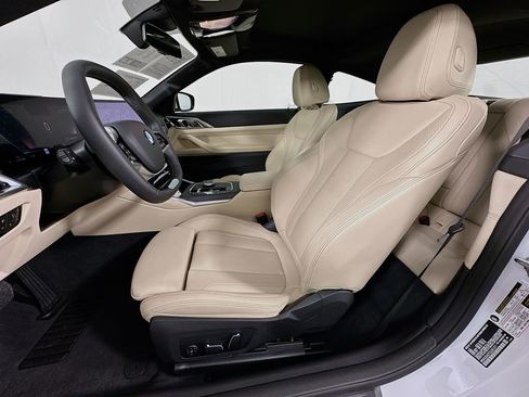 Used 2025 BMW 430i 430i w/ Convenience Package image 21