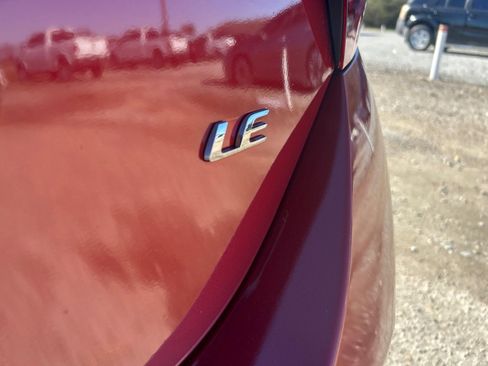 Used 2016 Toyota Corolla LE image 25