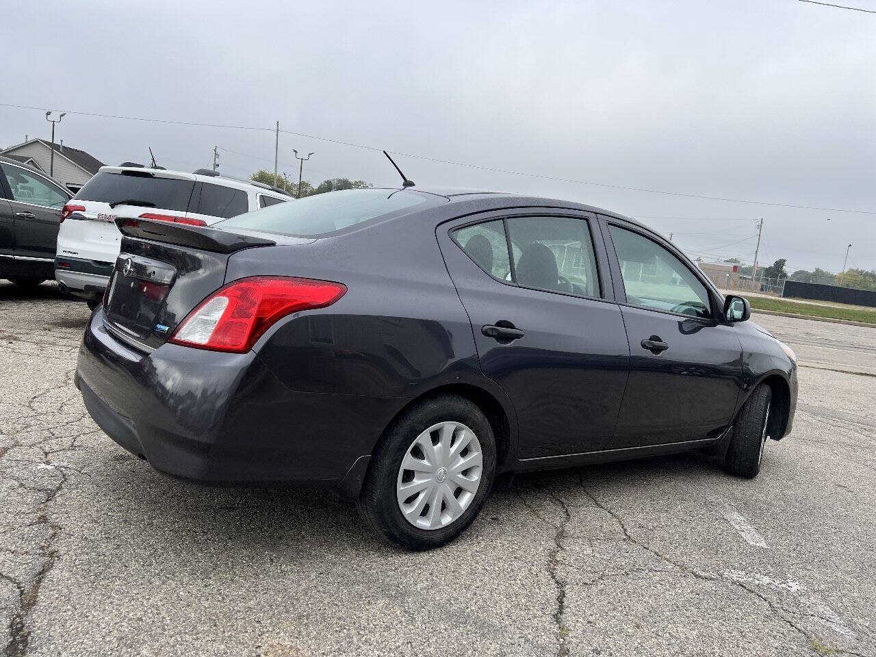 Used 2015 Nissan Versa S Plus FWD image 6