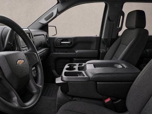 Used 2020 Chevrolet Silverado 1500 Custom w/ Custom Value Package RWD image 13