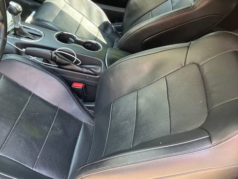 Used 2015 Ford Mustang Premium RWD image 22