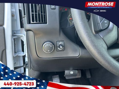 New 2025 GMC Savana 3500 w/ Driver Convenience Package image 13