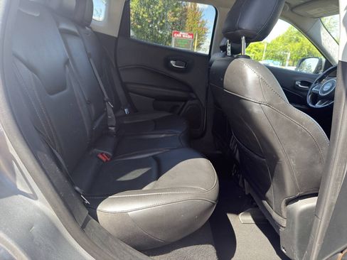 Used 2020 Jeep Compass Limited AWD/4WD image 4