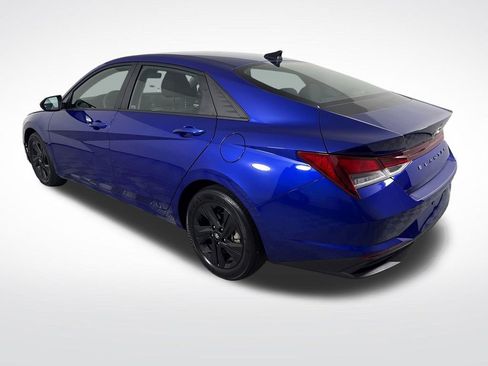 Certified 2023 Hyundai Elantra SEL FWD image 6