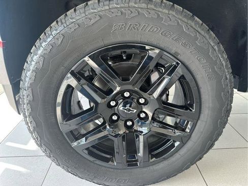 New 2025 Chevrolet Colorado Trail Boss AWD/4WD image 9