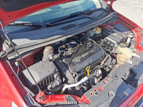 Used 2015 Chevrolet Sonic LT image 33