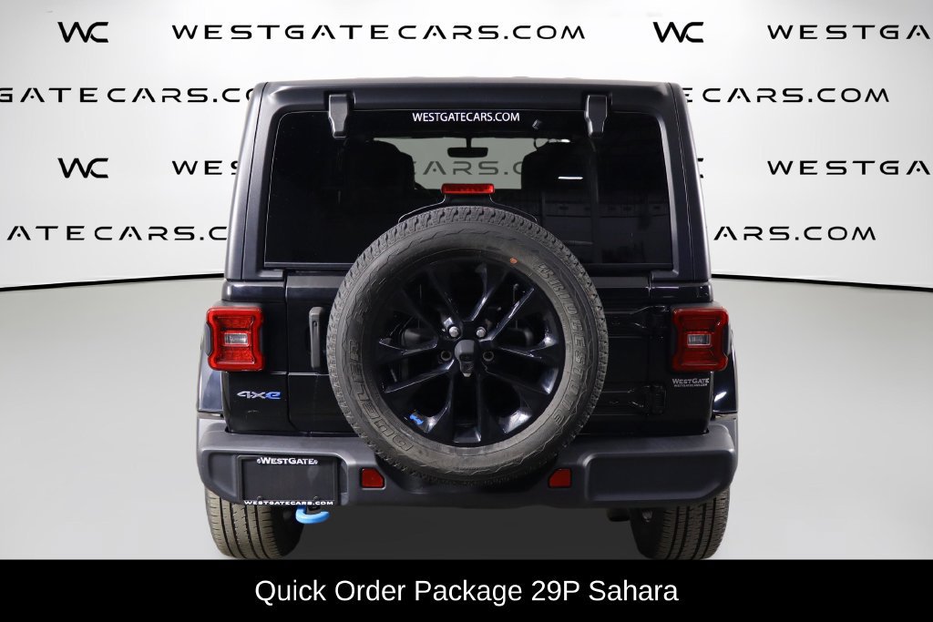 Used 2023 Jeep Wrangler Unlimited Sahara w/ Cold Weather Group AWD/4WD image 4