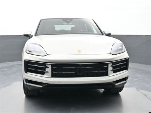 New 2026 Porsche Cayenne Coupe image 25