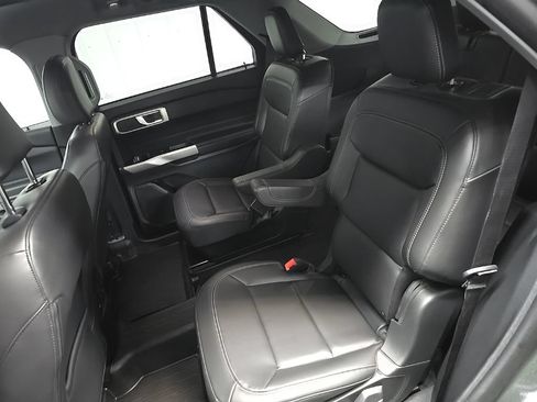Certified 2024 Ford Explorer XLT w/ Equipment Group 202A AWD/4WD image 37