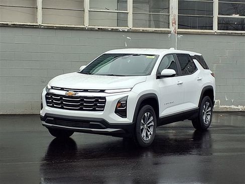 New 2026 Chevrolet Equinox LT image 1