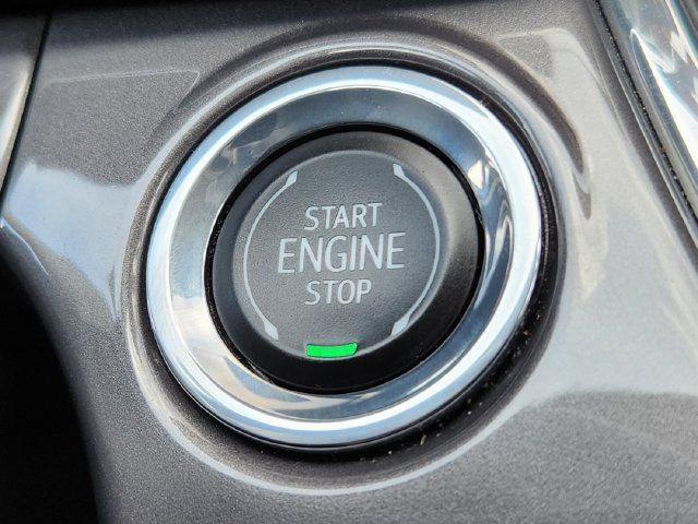 Used 2025 Chevrolet Trax ACTIV w/ Sunroof Package FWD image 26
