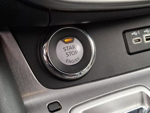 Certified 2024 Nissan Murano SV w/ SV Midnight Edition Package image 25