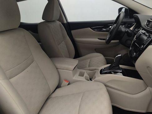 Used 2020 Nissan Rogue Sport SV FWD image 21