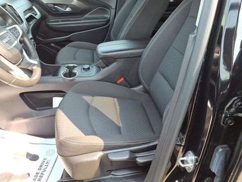 Certified 2023 GMC Terrain SLE FWD image 14