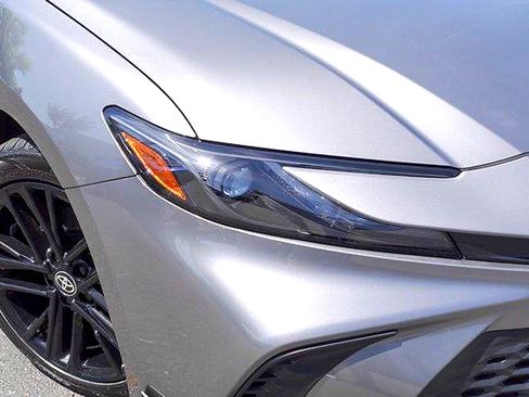 Used 2025 Toyota Camry SE w/ Multimedia Upgrade Package FWD image 2